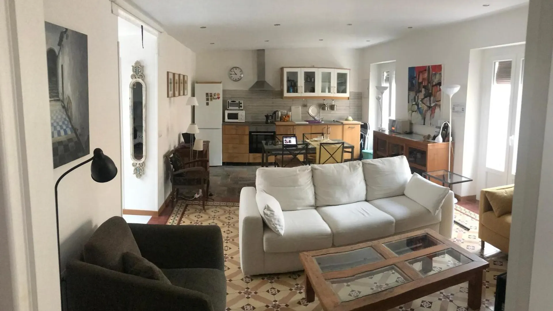 Apartmán Luminoso Y Grande En El Centro De Cádiz